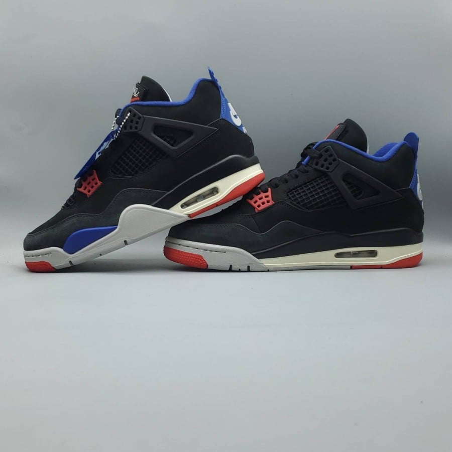 Air Jordan 4 Retro