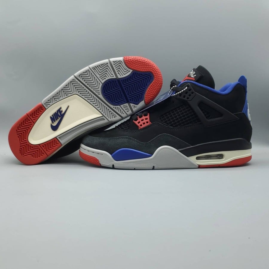 Air Jordan 4 Retro