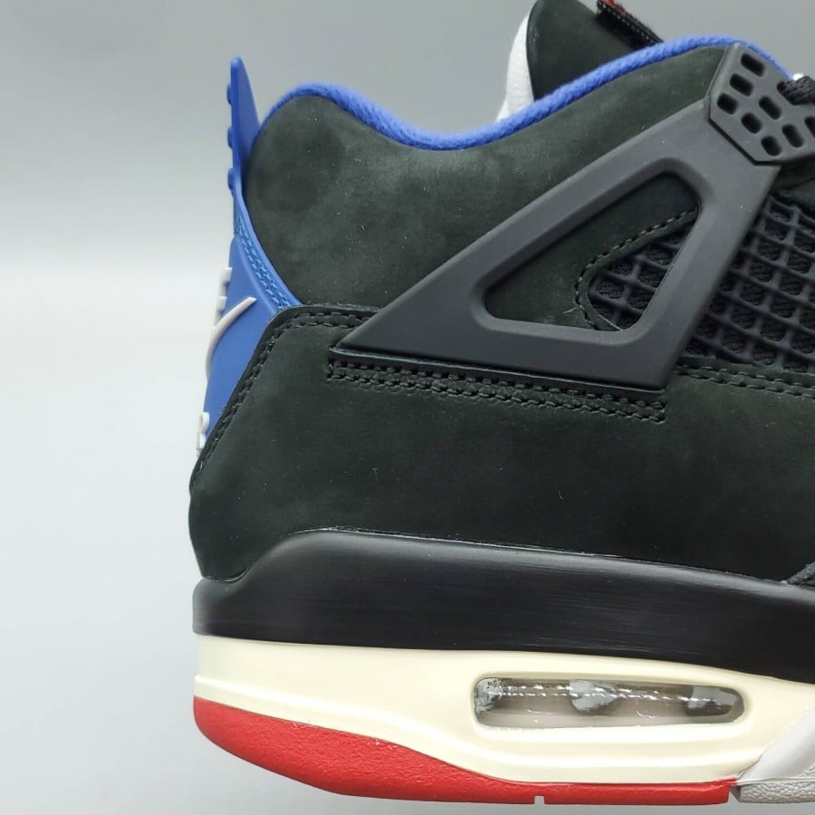 Air Jordan 4 Retro