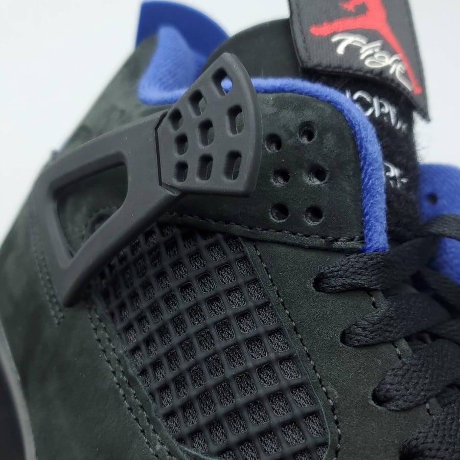 Air Jordan 4 Retro