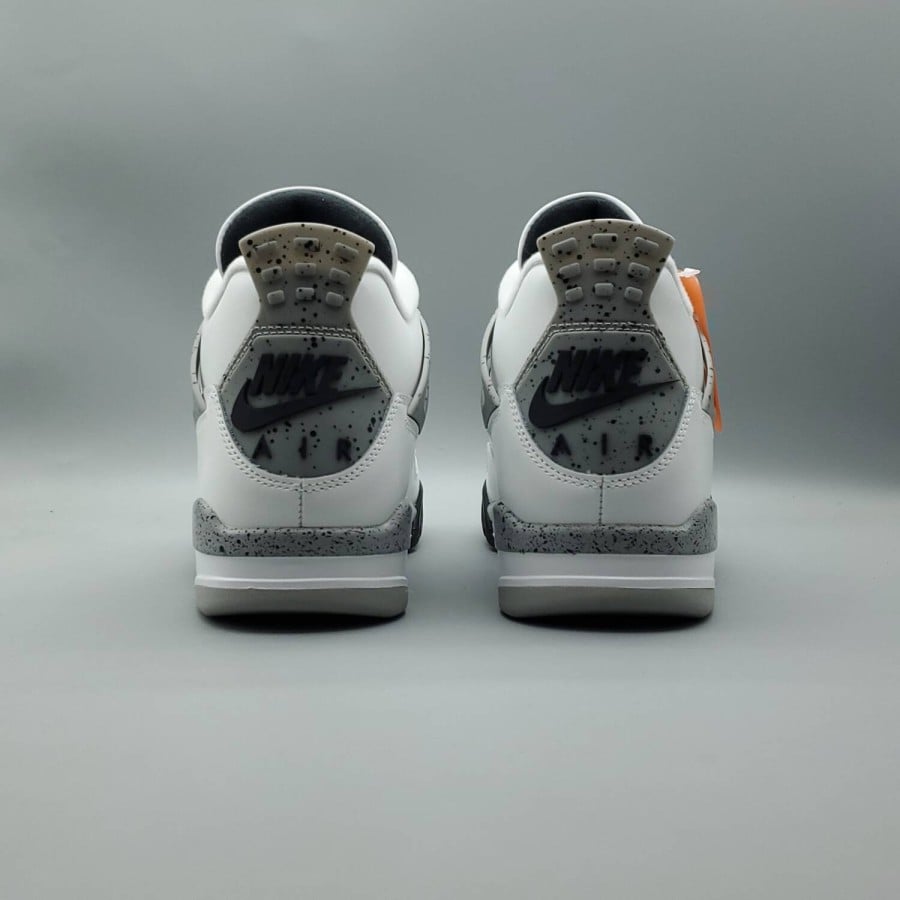 Air Jordan 4 Retro OG