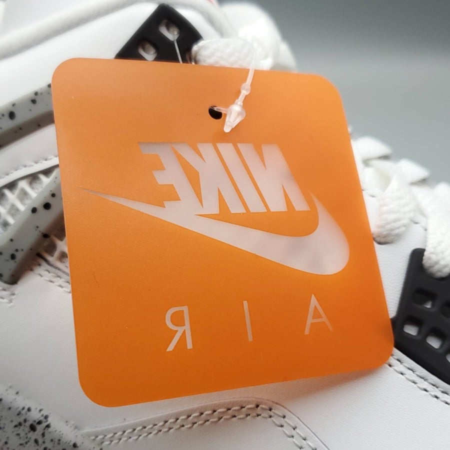 Air Jordan 4 Retro OG