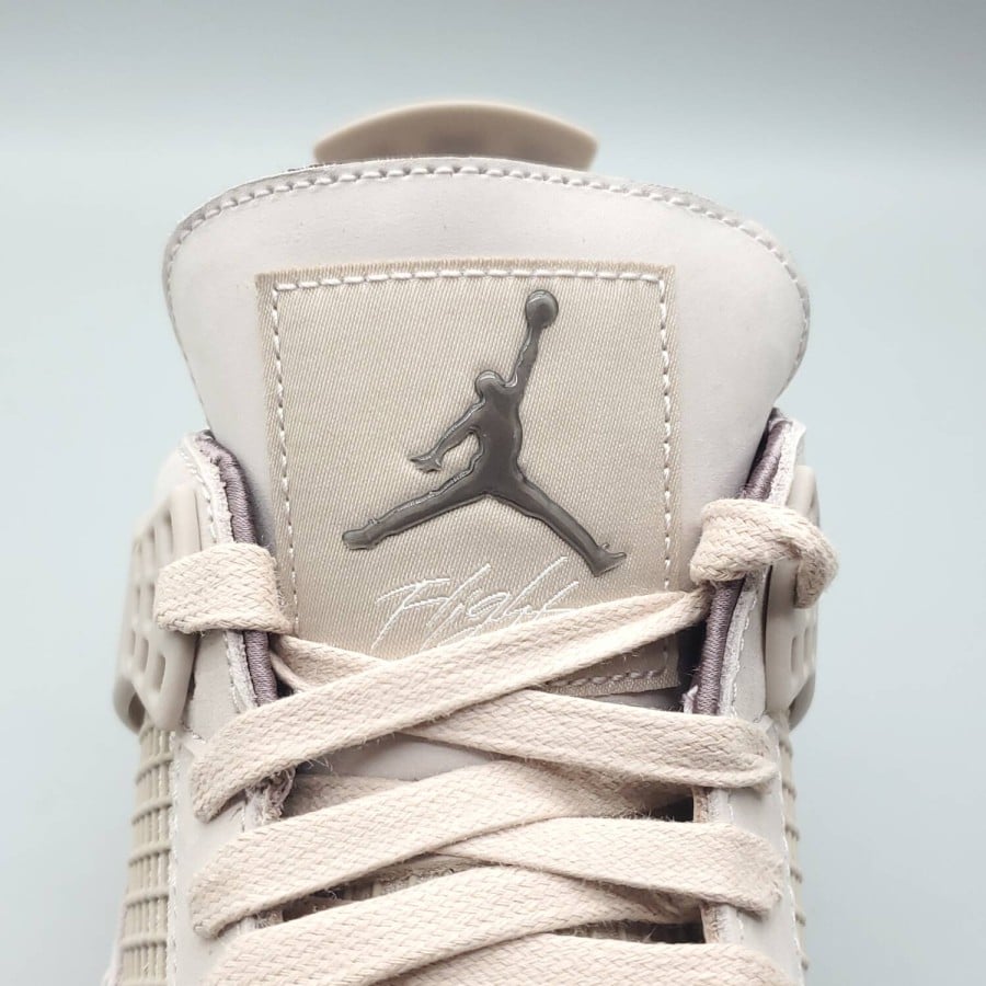 A Ma Maniére x Wmns Air Jordan 4 Retro