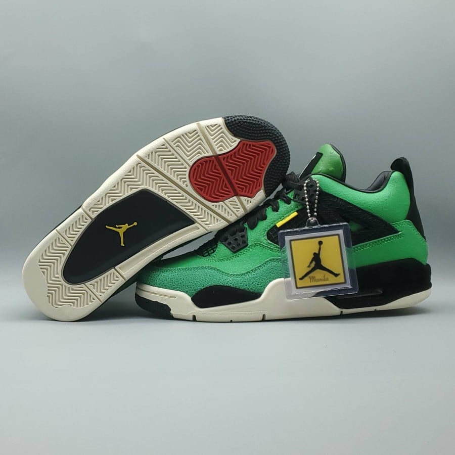 Air Jordan 4 Retro