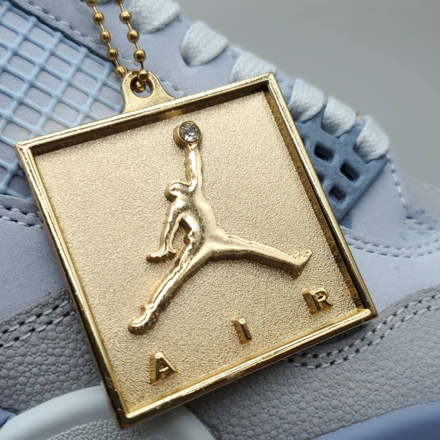 Air Jordan 4 Retro 