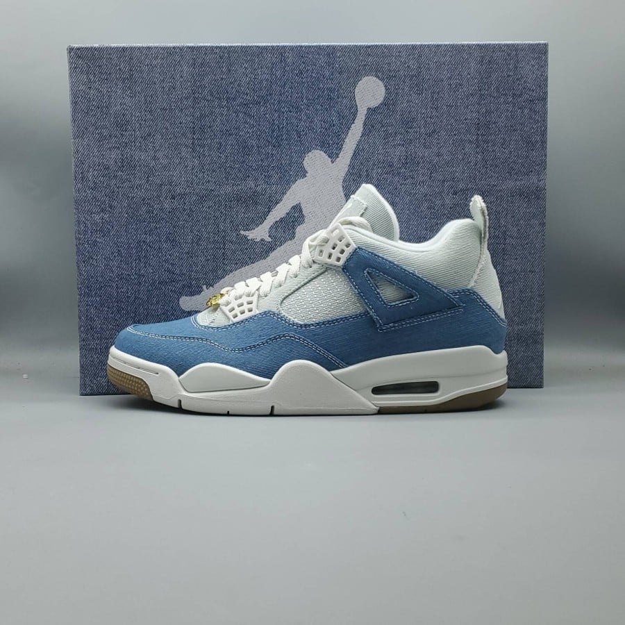 Wmns Air Jordan 4 Retro TEX