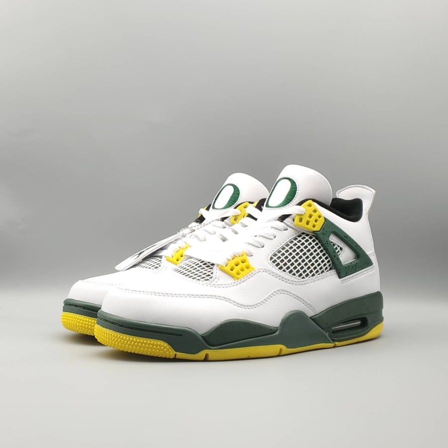Air Jordan 4 Retro