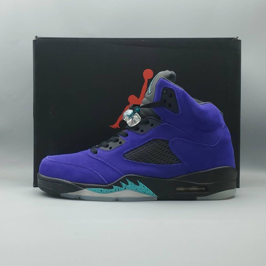 Air Jordan 5 Retro
