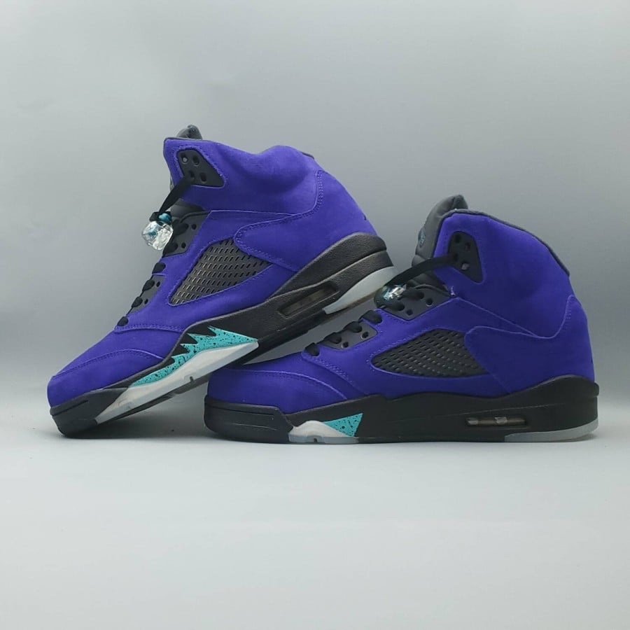 Air Jordan 5 Retro