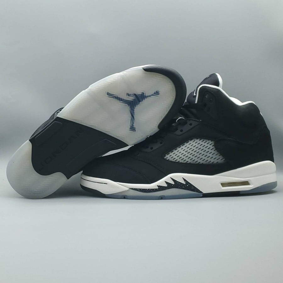 Air Jordan 5 Retro