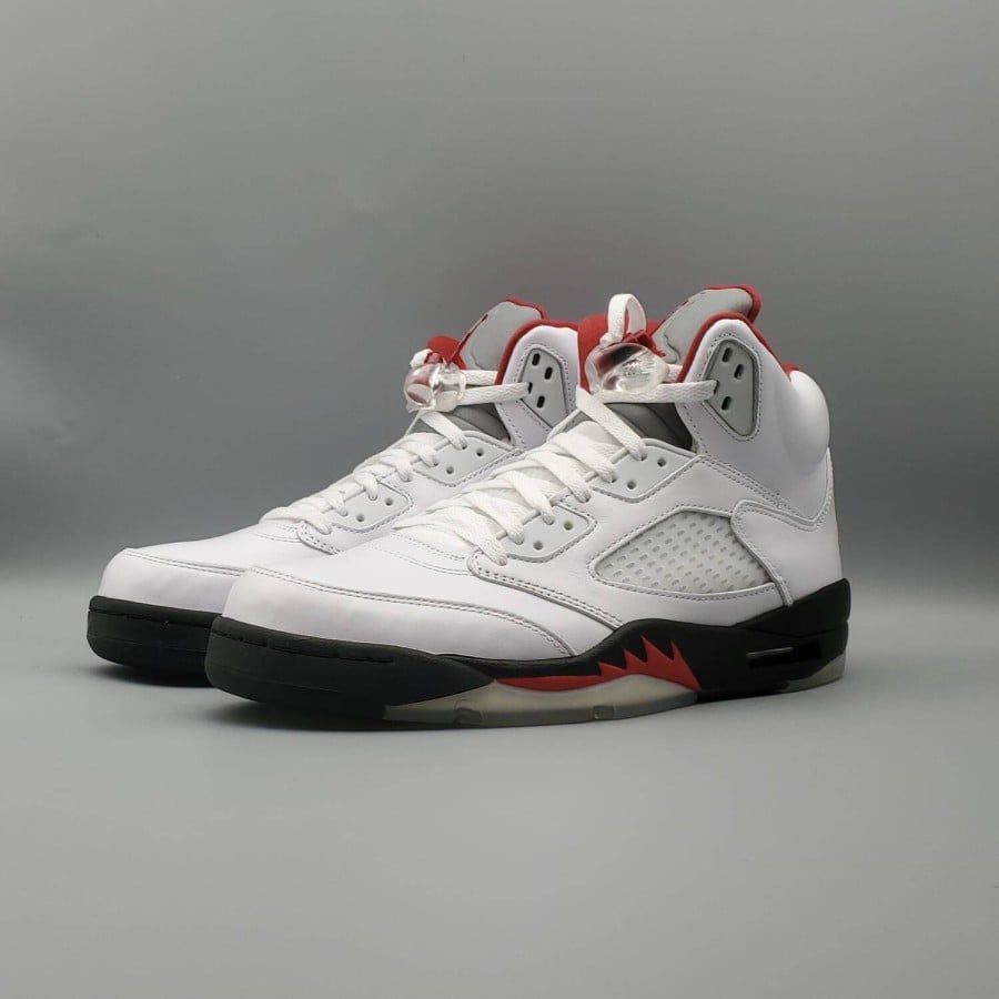 Air Jordan 5 Retro