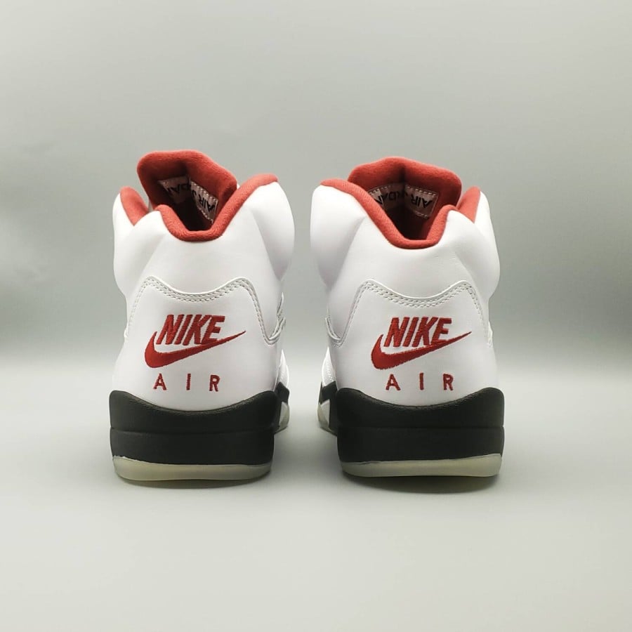 Air Jordan 5 Retro
