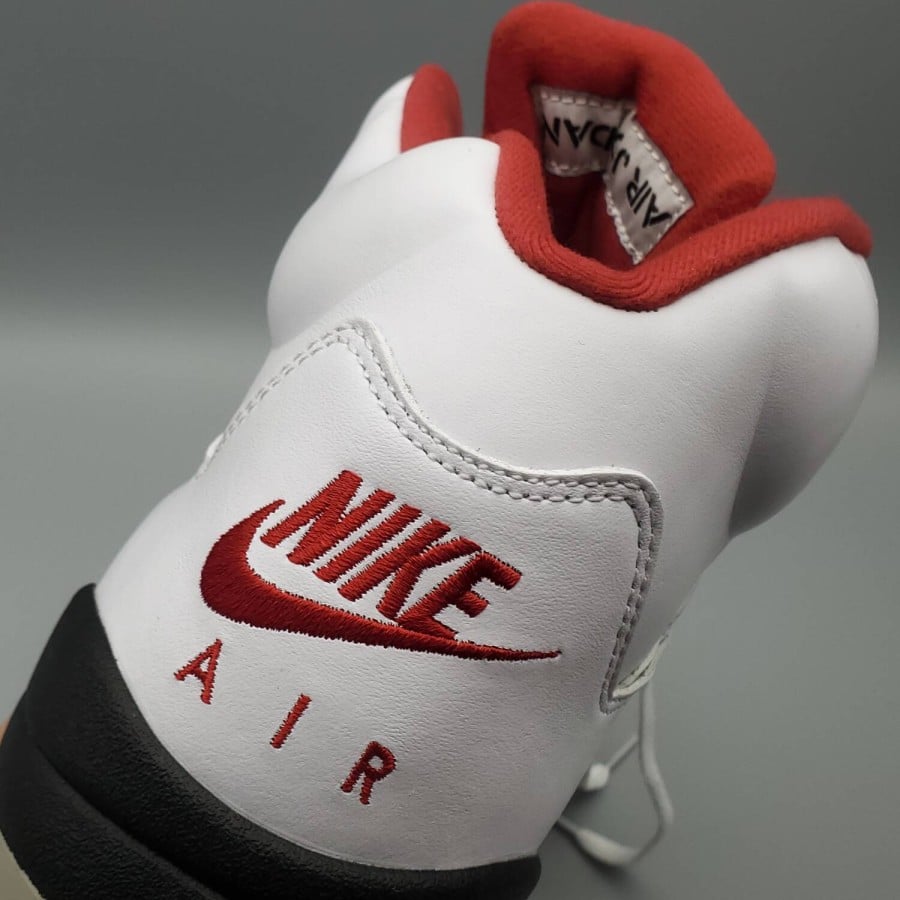Air Jordan 5 Retro
