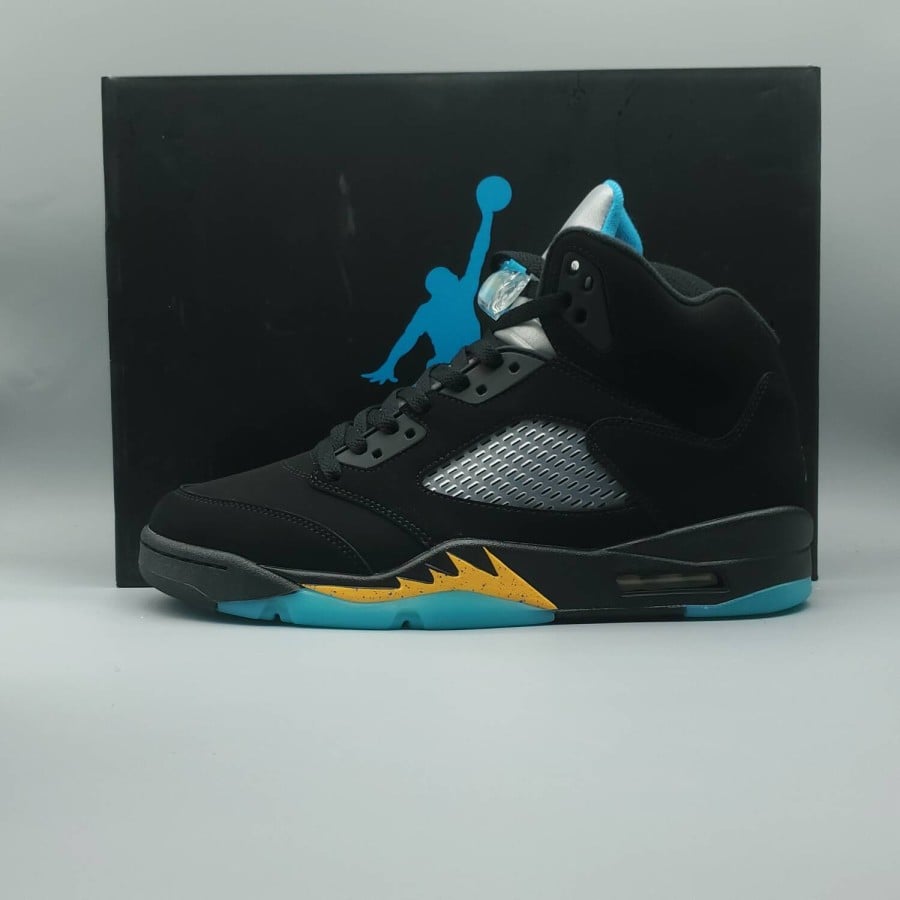 Air Jordan 5 Retro