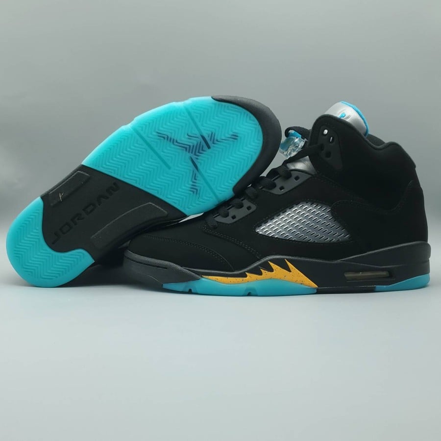 Air Jordan 5 Retro