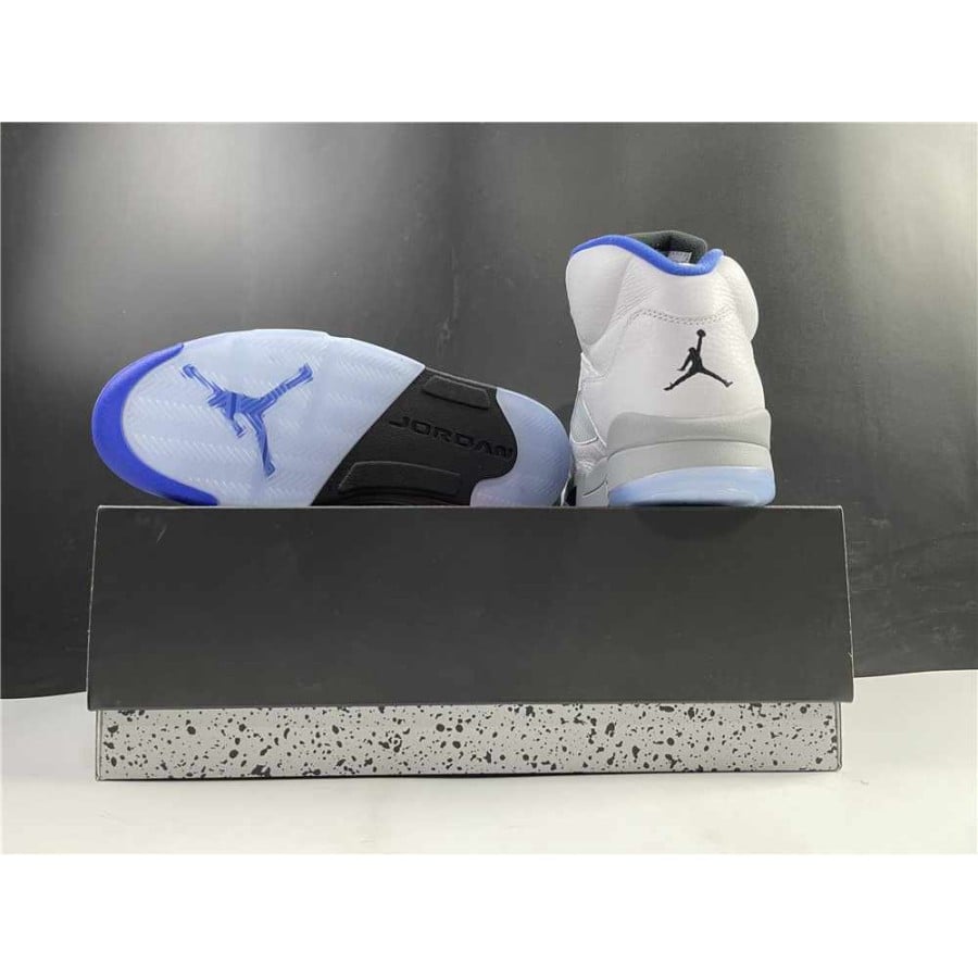 Air Jordan 5 Retro