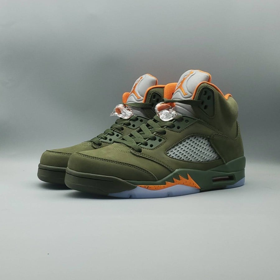 Air Jordan 5 Retro