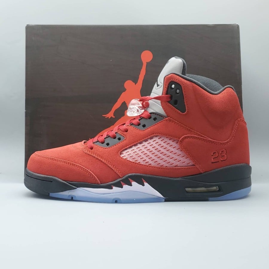 Air Jordan 5 Retro
