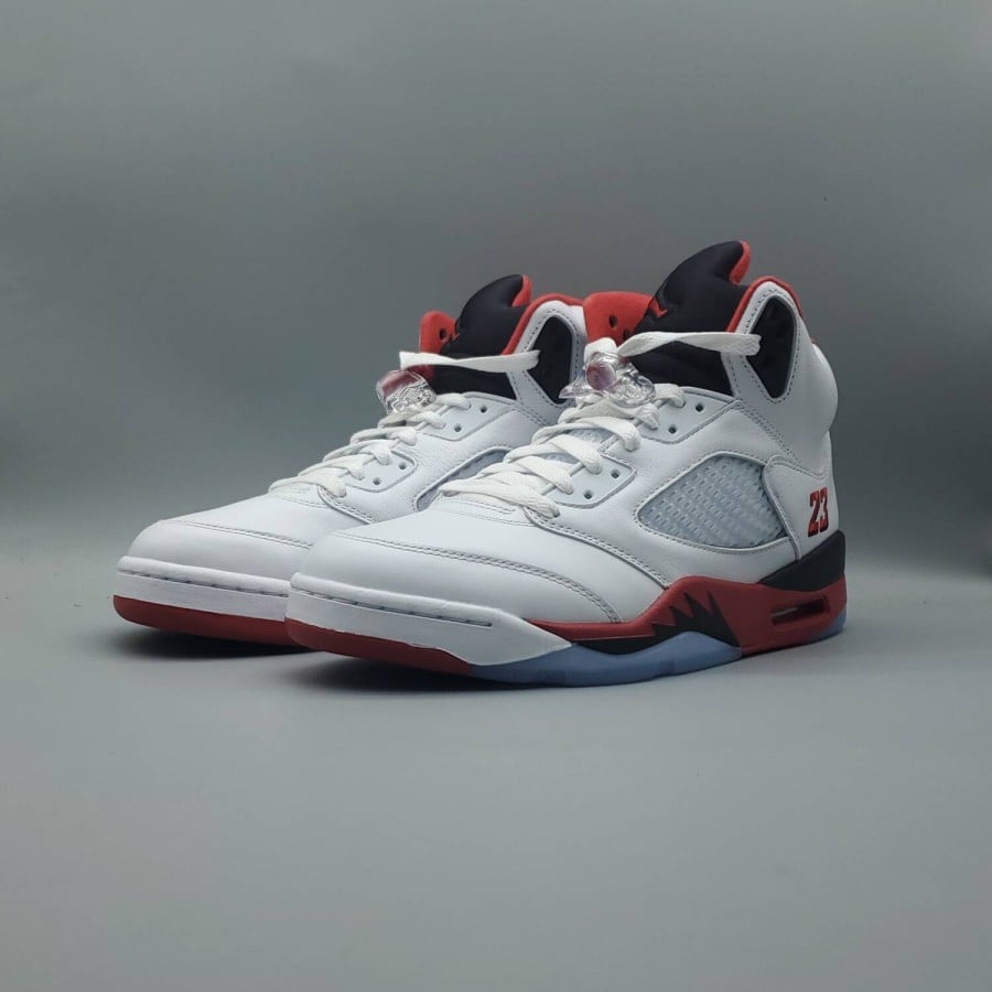 Air Jordan 5 Retro