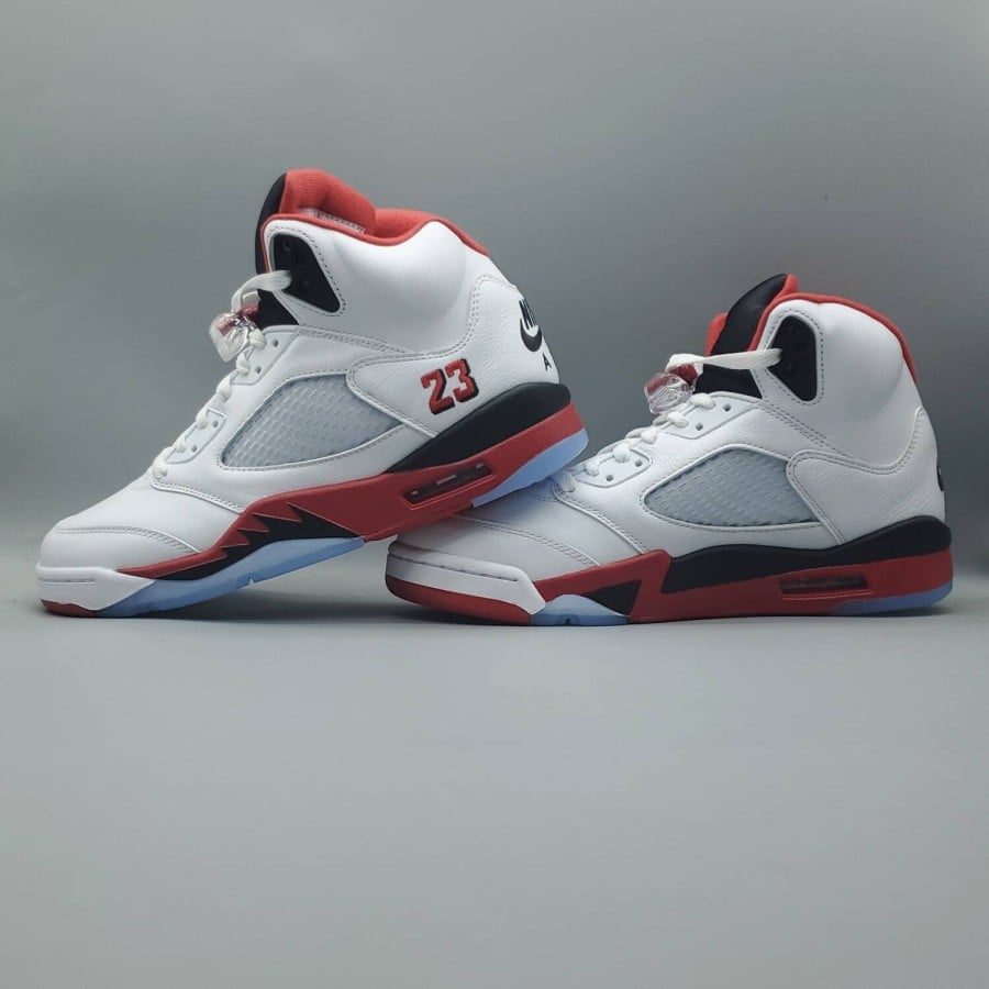 Air Jordan 5 Retro