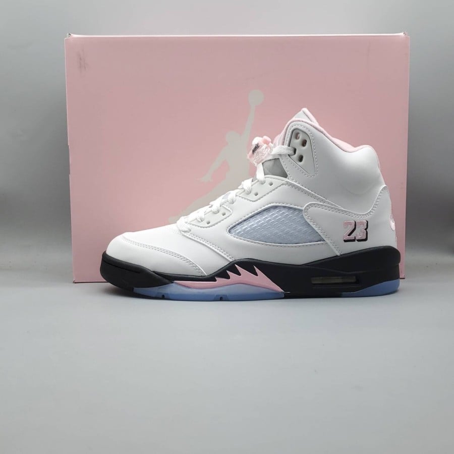 Air Jordan 5 Retro