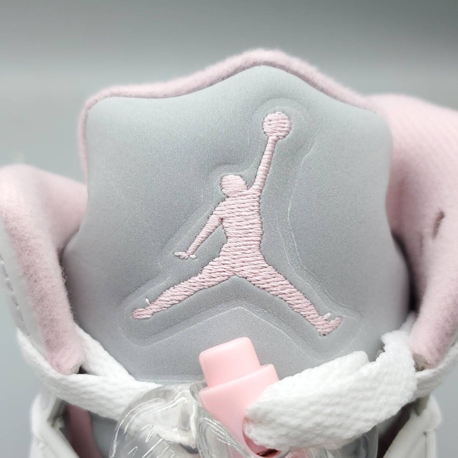 Air Jordan 5 Retro