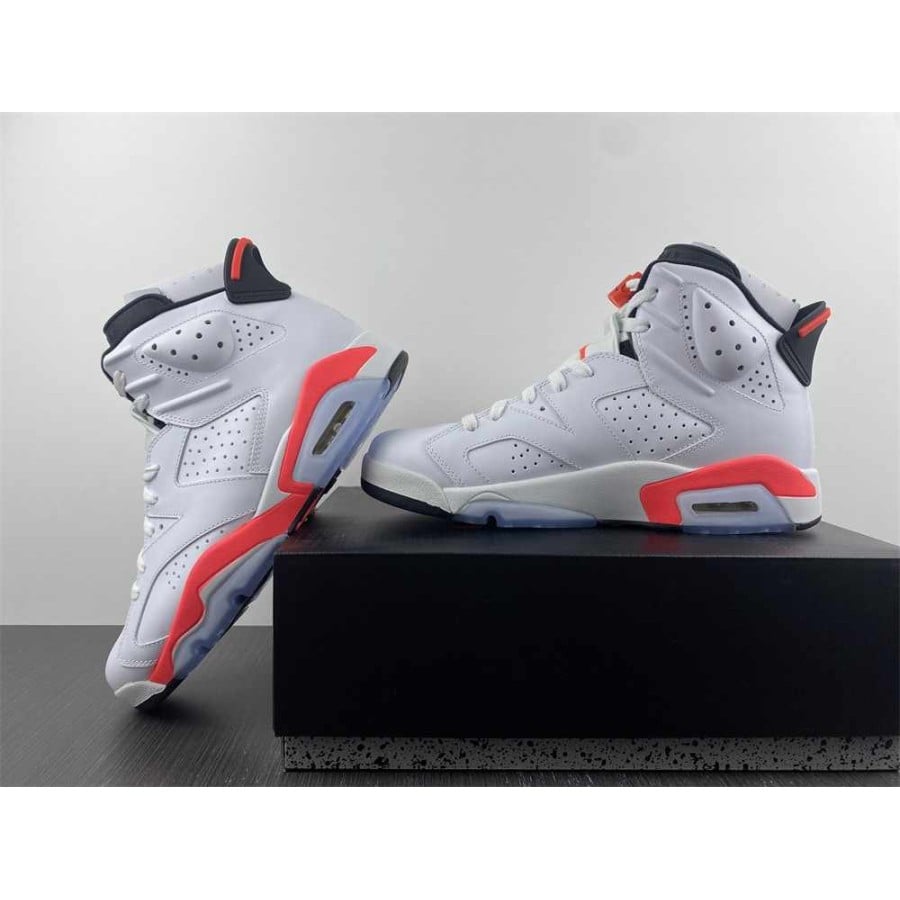 Air Jordan 6 Retro