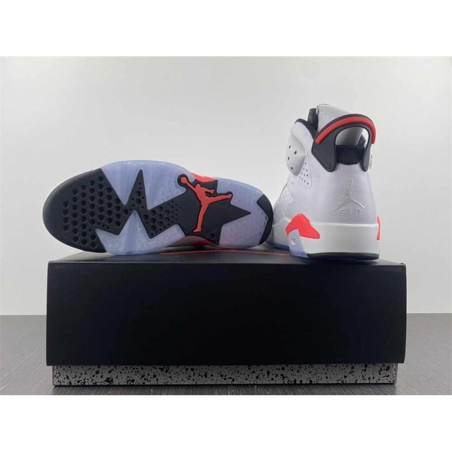 Air Jordan 6 Retro