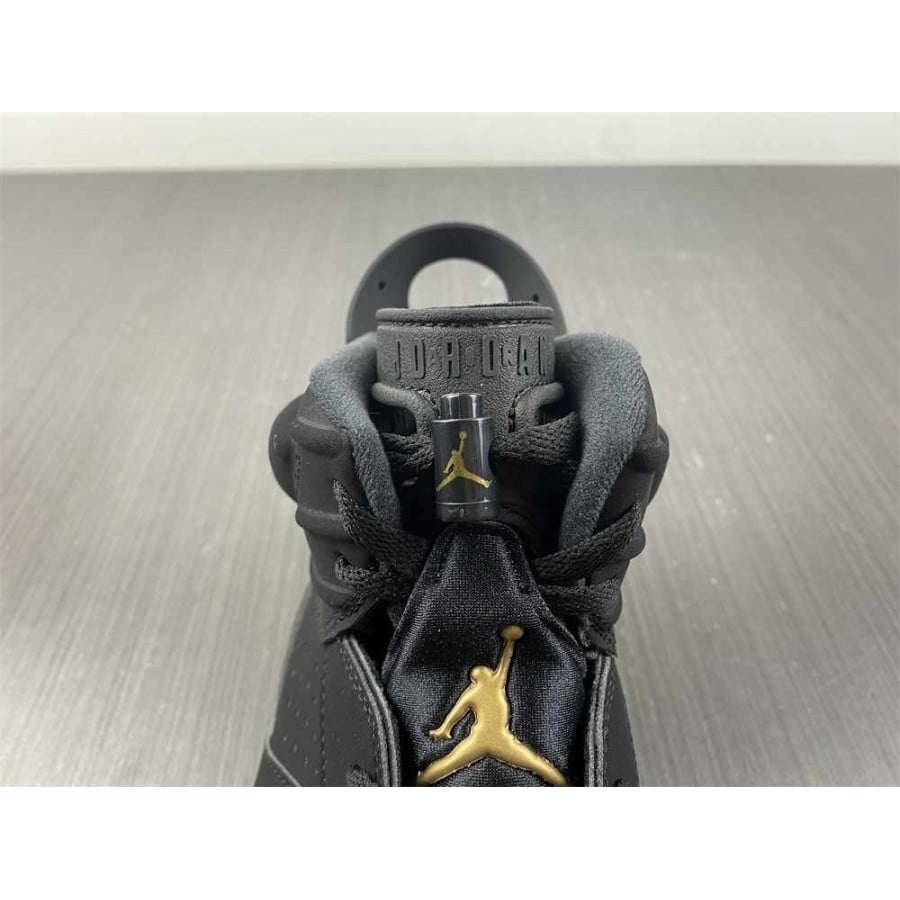 Air Jordan 6 Retro