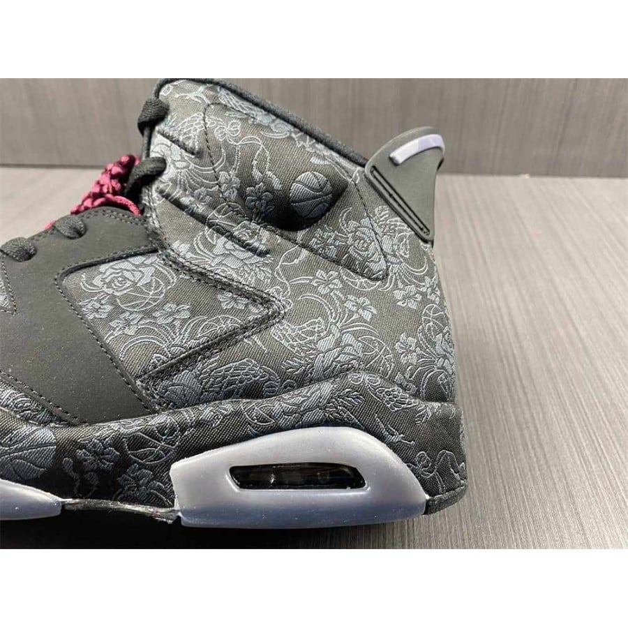Wmns Air Jordan 6 Retro