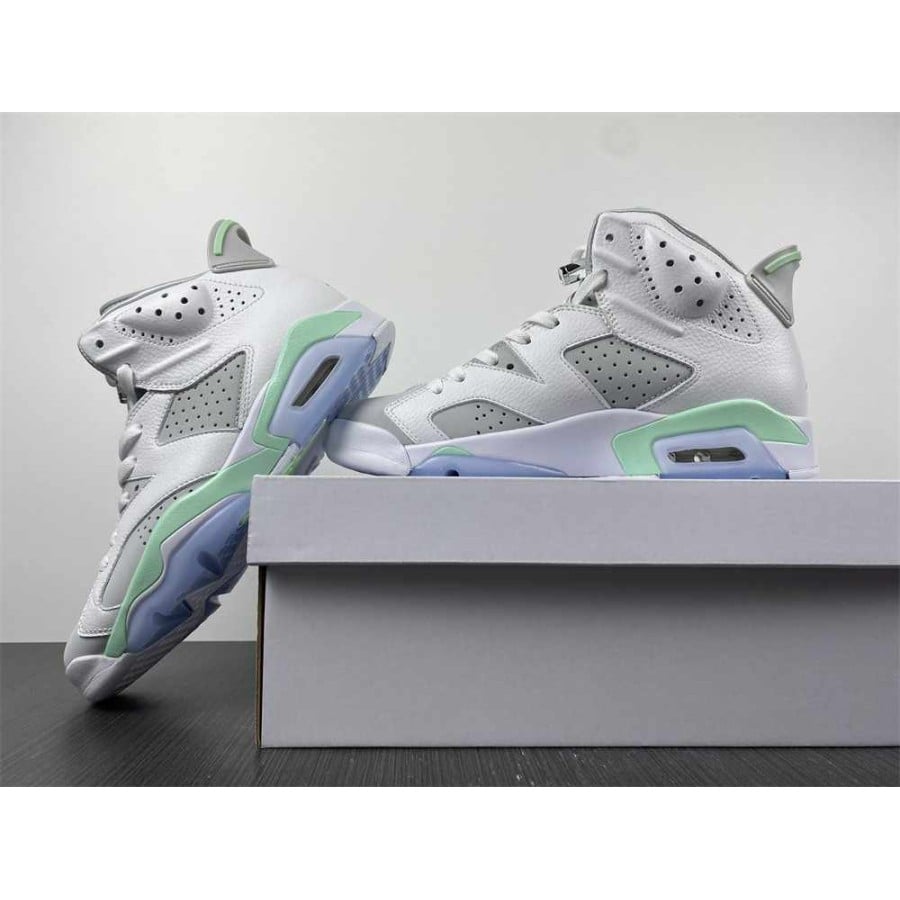 Wmns Air Jordan 6 Retro 
