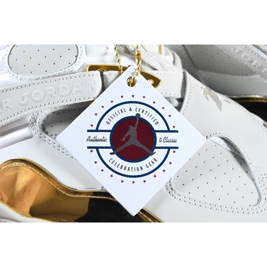 Air Jordan 8 Retro C&C 