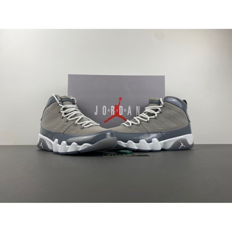 Air Jordan 9 Retro 