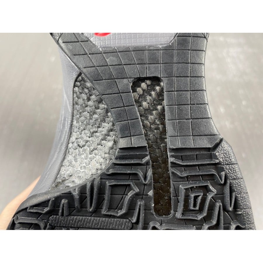 Zoom Kobe 5