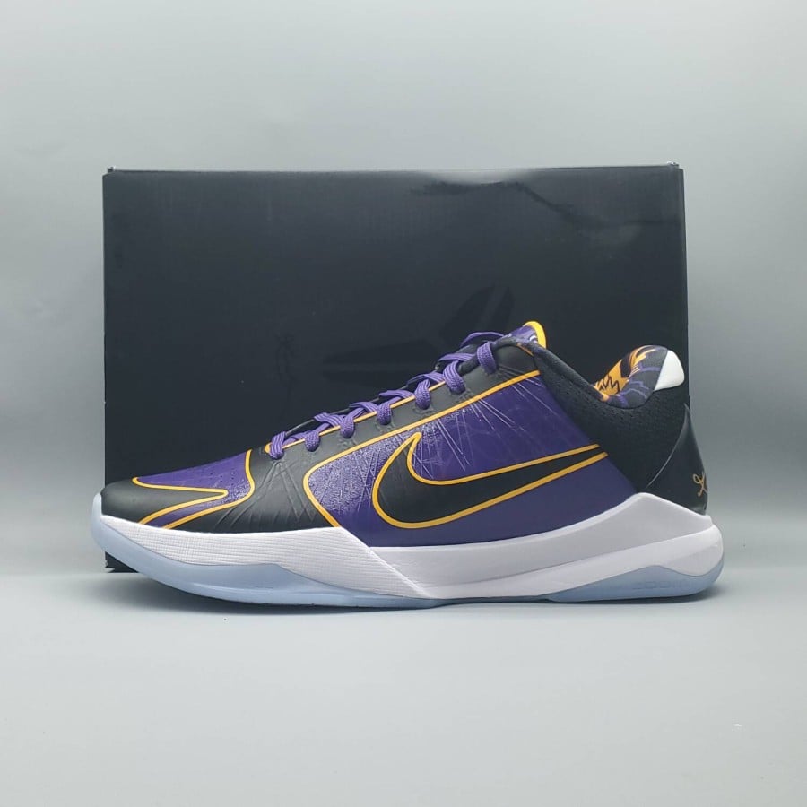 Zoom Kobe 5 Protro