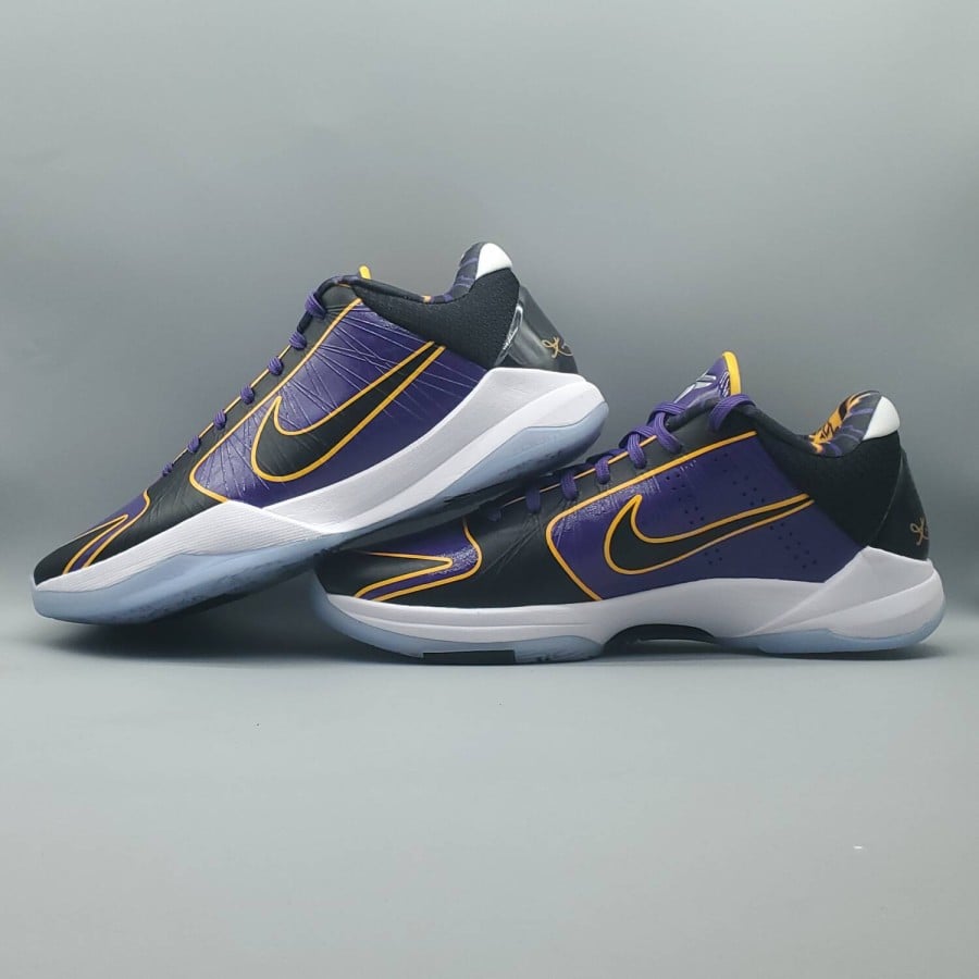 Zoom Kobe 5 Protro