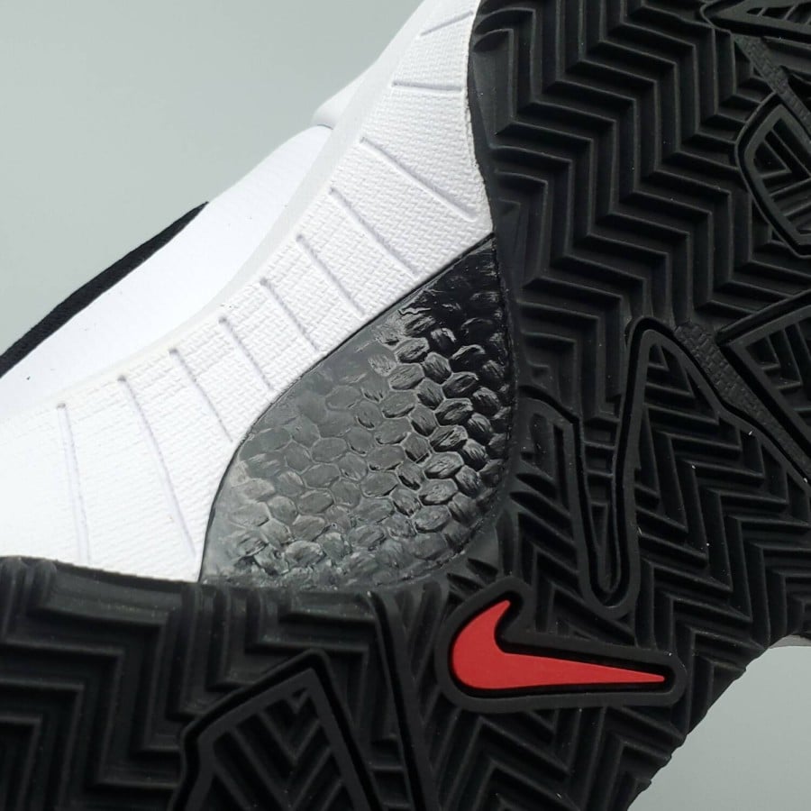 Zoom Kobe 4 Protro