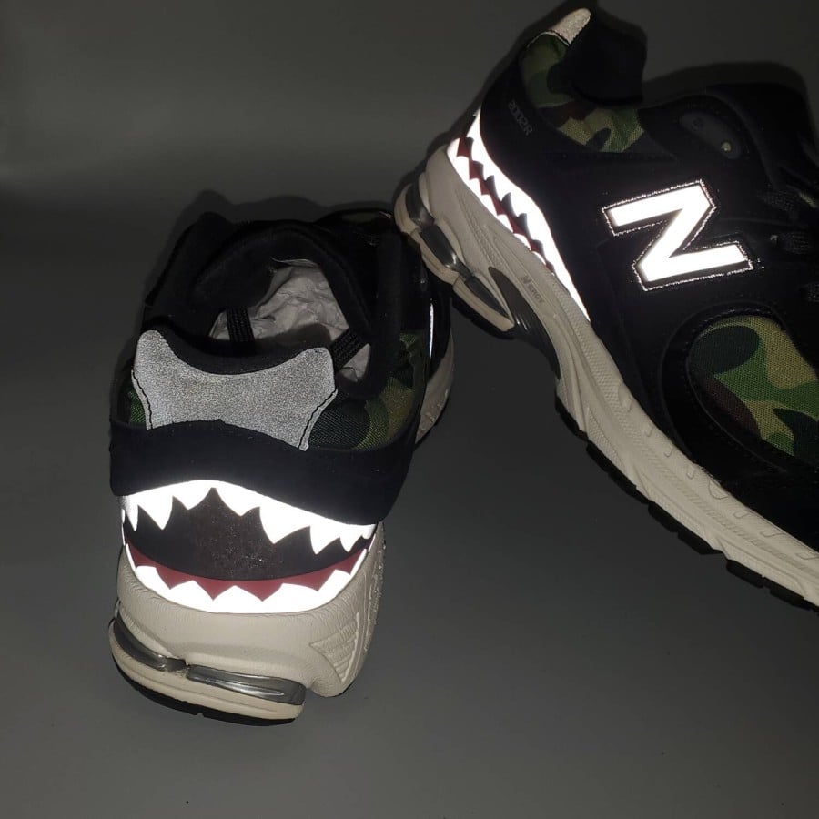 BAPE x 2002R