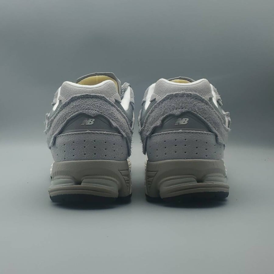 2002R