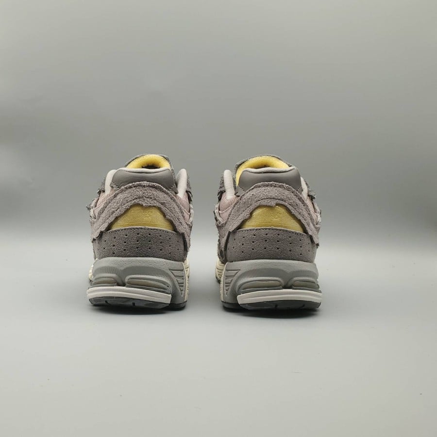 2002R