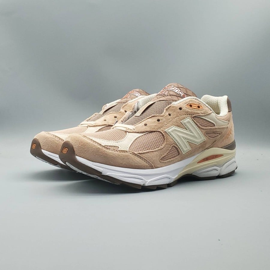 size? x 990v3 Made in USA