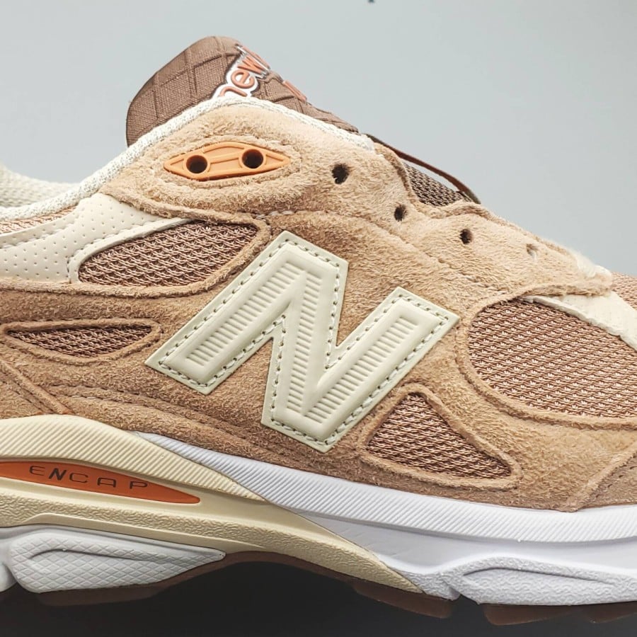 size? x 990v3 Made in USA