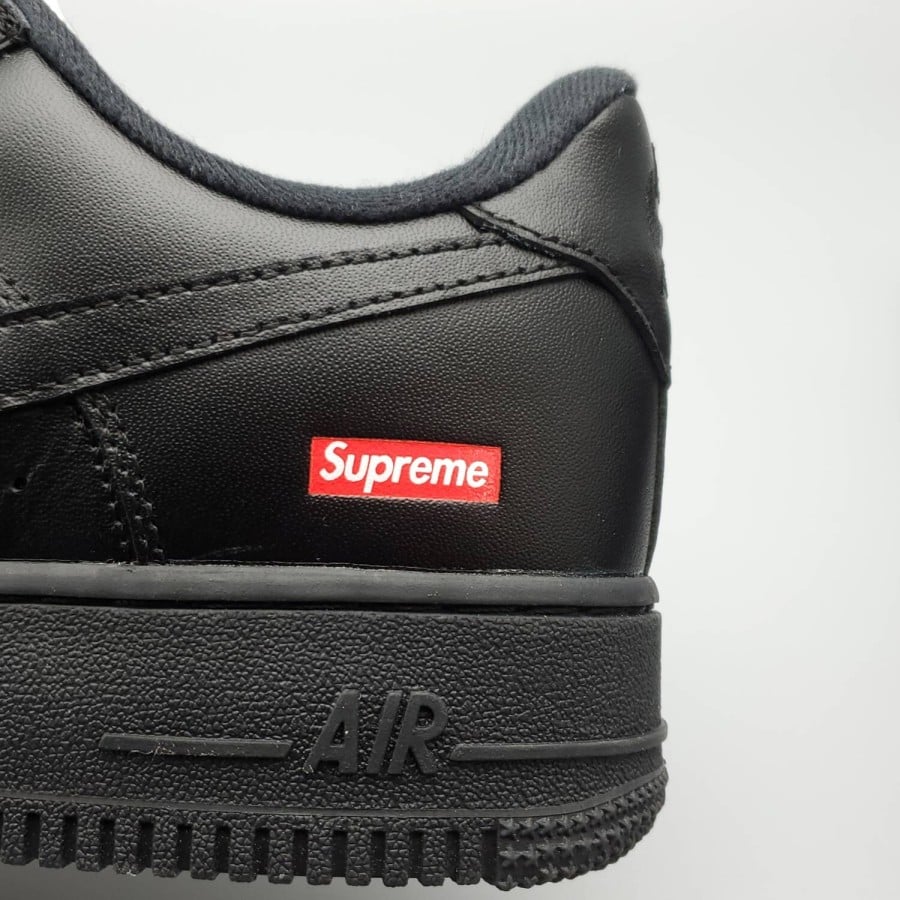 Supreme x Air Force 1 Low