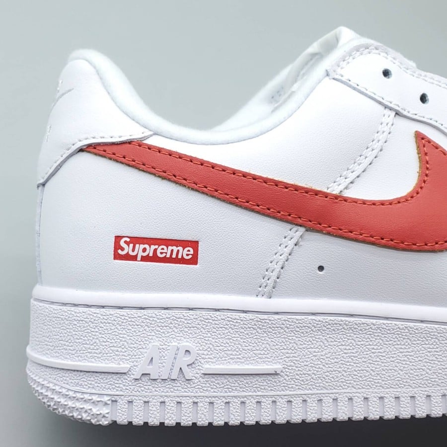 Supreme x Air Force 1 Low