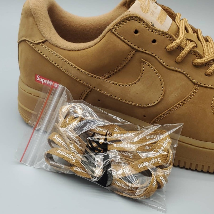 Supreme x Air Force 1 Low SP