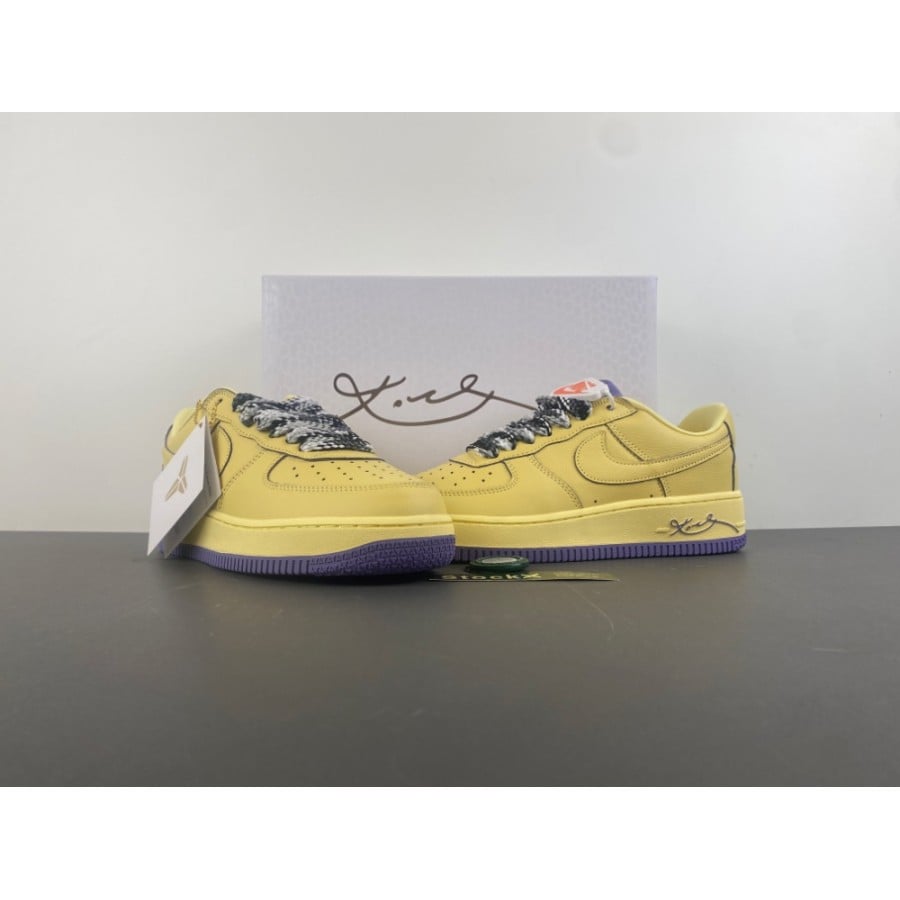 Kobe Bryant x Air Force 1 Low Protro