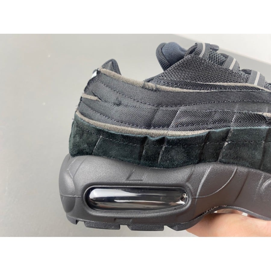 Comme des Garçons x Air Max 95