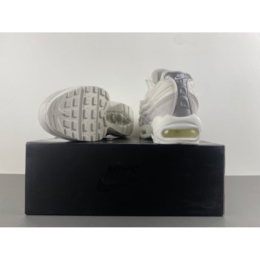 Comme des Garçons x Air Max 95