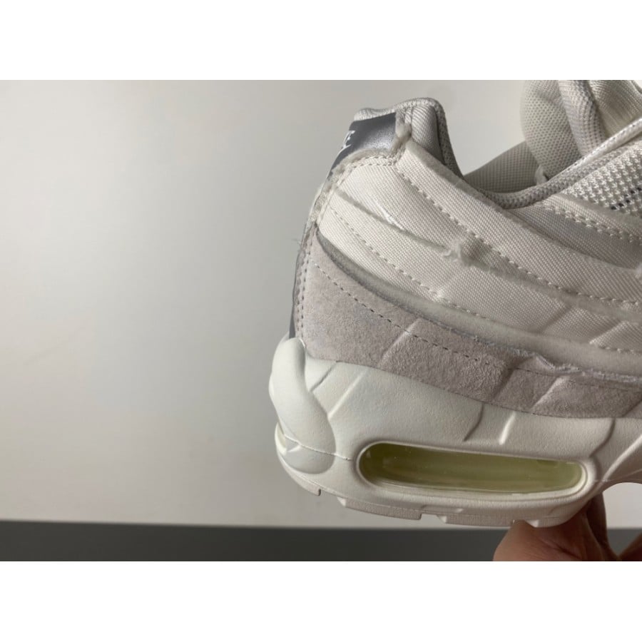 Comme des Garçons x Air Max 95