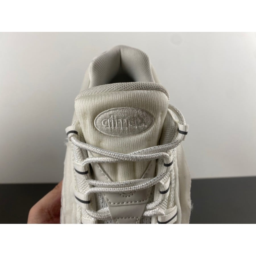 Comme des Garçons x Air Max 95